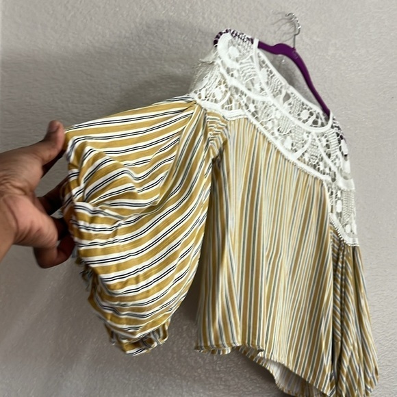 BYSI Women’s Blouse Cropped Bell Sleeves Lace Boho Size S Yellow Striped - Picture 3 of 11
